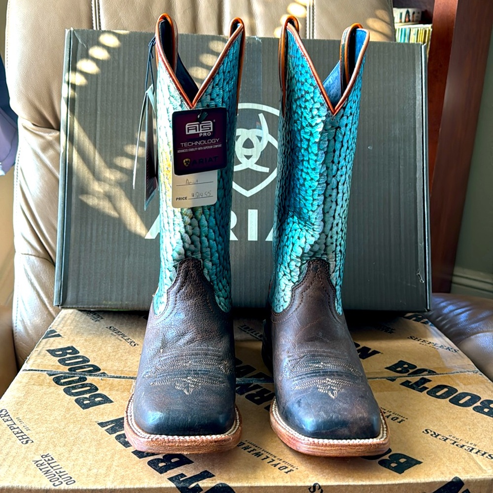 Ariat Brown Leather Western Boots with Turquoise Ombre Shaft - Picture 3 of 8